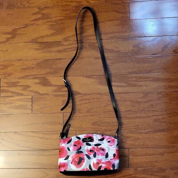 Kate Spade Red and Black Crossbody Bag with Floral Design - Picture 1 of 15